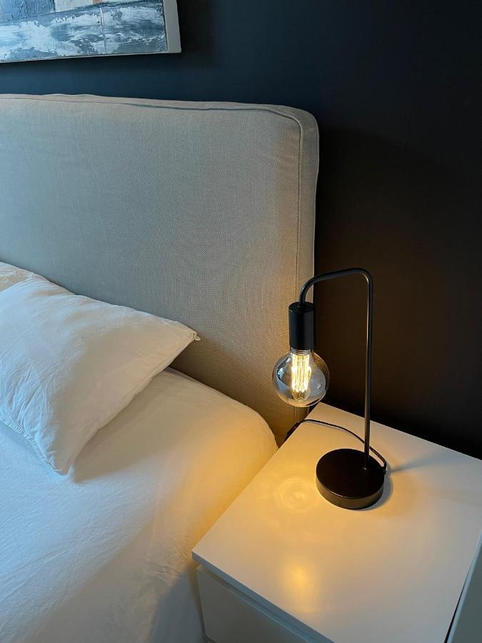 3 Room Luxury Design Apartment With Airconditioning, Close To Gent St-Pieters Station Екстер'єр фото