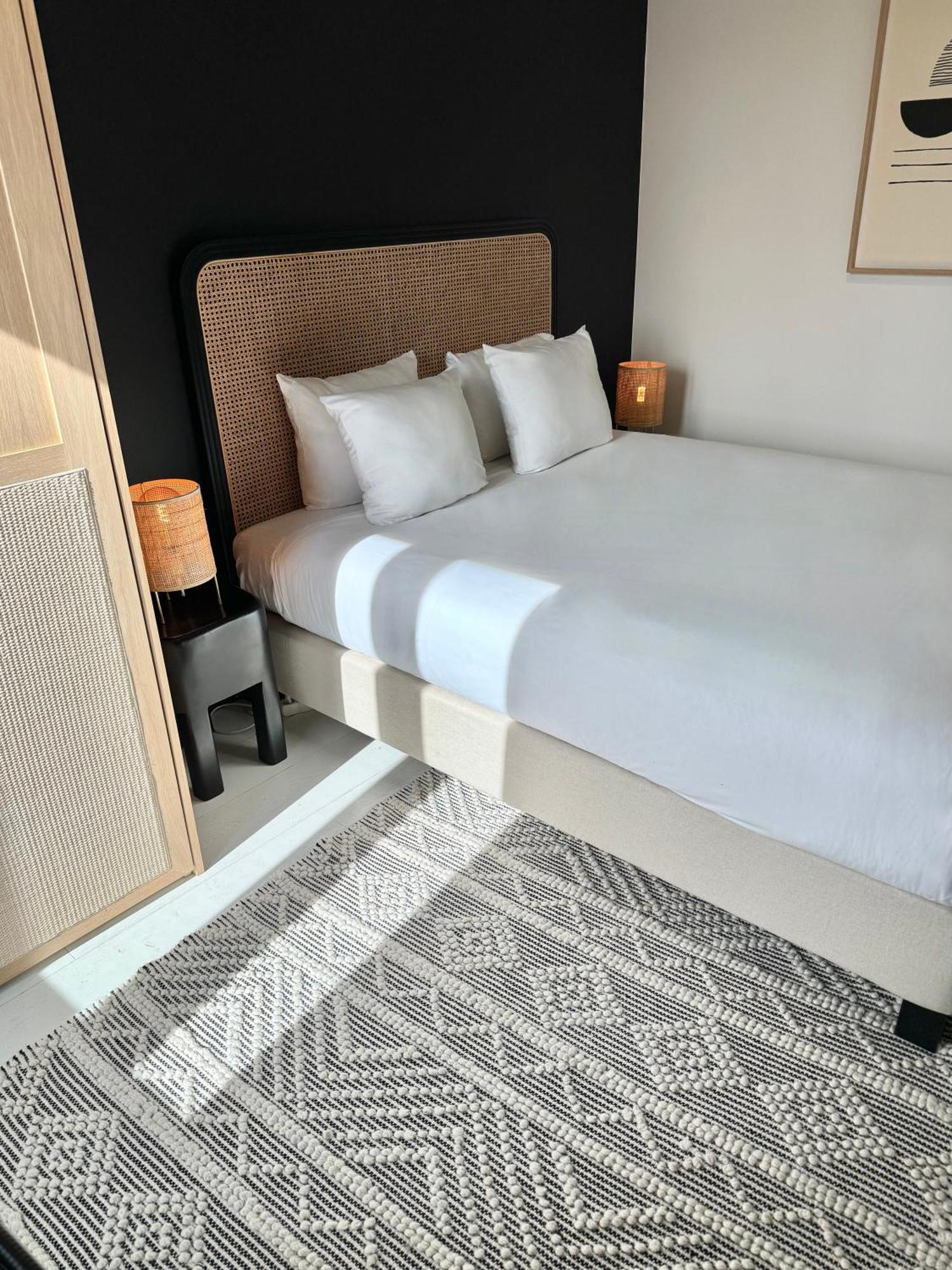 3 Room Luxury Design Apartment With Airconditioning, Close To Gent St-Pieters Station Екстер'єр фото
